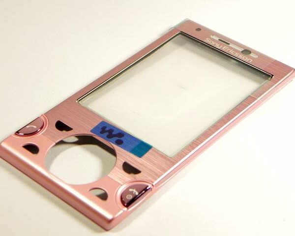 Tech Up - Sony Ericsson W995 FrontCover pink ORIGINAL