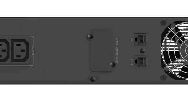 4x AC output - TechUp